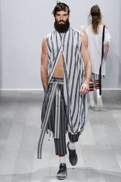 Akira, Look #6