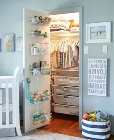 20+ Awesome Closet Organization Ideas - Page 2 of 22 Diy, Wardrobes, Baby Closet Organization, Nursery Closet Organization, Nursery Closet, Kid Closet, Closet Bedroom, Closet Organisation