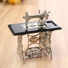 1:12 Dollhouse miniature Vintage Metal Gun Dollhouse pièce décoration jouet/_R