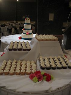 6 Creative Ways To Display Your Wedding Cupcakes 6 Creative Ways To Display Your Wedding Cupcakes