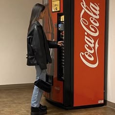 Модные Наряды, Наряд В Стиле Грандж, Девушка В Стиле Грандж, Красивые Азиатские Девушки, Позы Для Фотосессий, Осенняя Одежда, Женская Мода, Женская Мода, Kleding