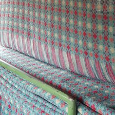 Raspberry Loom /& Bobbin UK Made Wool Blanket Welsh Tapestry Fair Isle Design