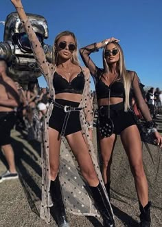 Pinterest @IIIannaIII  Festival outfits rave, Music festival outfits,  Festival outfits