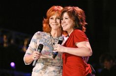 Kelly Clarkson incontri Jason Aldean