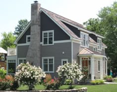 25 Best Two Tone Exterior House Paint Images Colors Image For Two Tone Home Exterior Paint Ideas Siding Remodel Colors