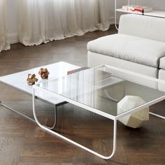 30 bästa bilderna på soffbord | soffbord, kaffebord East soffbord Asplund Dennys Home | Soffbord, Soffbord