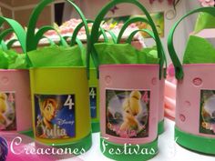 Dulceros/sorpresitas para chuches personalizados! Decoración de Hada y Mariposas, fiesta de cumpleaños infantil con globos. Piñata, caja para regalos, bolsitas sorpresas, letrero y centros de mesa personalizados. Animación infantil en Barcelona-España Disney, Barcelona, Centros De Mesa, Box, Mesa, Lunch Box