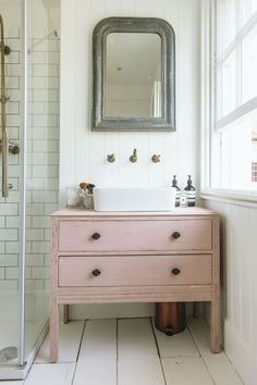 Die 35 besten Bilder auf Shabby Chic Badezimmer in 2019 | Shabby ... Die 35 besten Bilder auf Shabby Chic Badezimmer in 2019 | Shabby ...