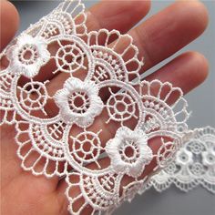 1 Metre x 20mm//3//4/" Pretty Flower Guipure Lace Trim *FREE 1ST CLASS POST*