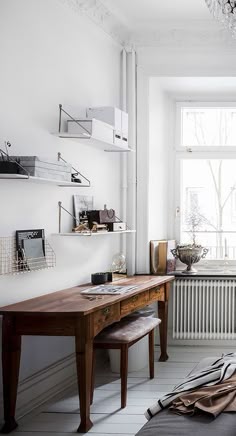 87 Best Women S Office Decor Images In 2018 Desk Nook Home Fresh Clic Bedroom Trautes Heimhome Office Designoffice Decoroffice