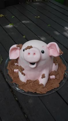 sloth cake with pizza