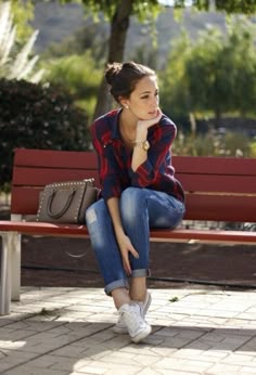 40 Ways To Rock Converses With Any Outfit For Girls fashion girly cute spring pretty converse style stylish outfits spring fashion fashion and style spring outfits Кэжуал Наряды, Модные Наряды, Женская Мода, Джинсы В Повседневном Стиле, Рубашки Кэжуал, Причудливая Мода, Одежда В Повседневном Стиле, Модная Одежда, Dress Up