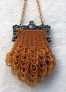 I Love Old Fancy Beaded Purses They Re So Beautiful Victorian A Beautiful Purse To Display In Any Room Or Use As Coin Doll This Small Is Fast And Easy Knit
