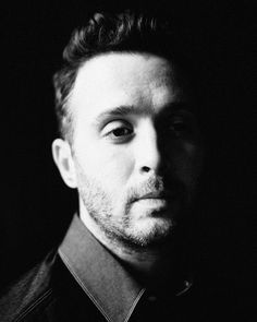 Thomas Ian Nicholas Randki