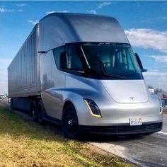 54 Best Tesla Images Tesla Motorsports On Instagram Semi For Your Viewing Pleasure What The Frunk Electric Car Conversiontesla Motorstruck