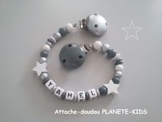Chaîne de tétine avec nom composé petit prince Note de Musique bébé garçon bleu bois