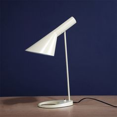 VIC Touch Sensor Table Light Living Room Reading Study LED Desk Lamp 110-220V VIC Touch Sensor Table Light Living Room Reading Study LED Desk Lamp 110-220V