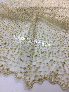 Prom Dresses Fabric Leopard Glitter Tulle Fabric Gold Glitter Lace Tulle with Pearls for Evening Gowns Bridal Tulle Gold Pearls Tulle