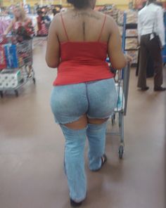 Big butts in walmart pic 346