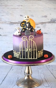218 best the nightmare before christmas images on pinterest in night before christmas cakes