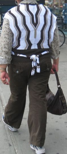 perfect ugly work outfits lyrics