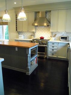 A Builderbasic Kitchen Goes "bedford Gray" Bedford Town Fc New Basic Kitchen Cabinets 2018 A Builderbasic Kitchen Goes "bedford Gray" Bedford Town Fc Magnificent Basic Kitchen Cabinets Inspiration Design