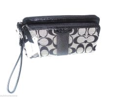 AUTH Coach Wallet Wristlet Purse Clutch Black White Double Zipper F51155