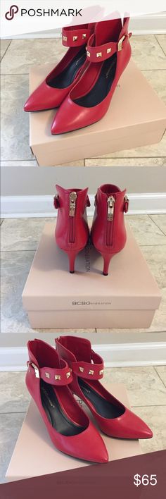 Aldo yaessi embroidererd patterened mules heels shoes size 7 BNWT SOLD OUT Aldo yaessi embroidererd patterened mules heels shoes size 7 BNWT SOLD OUT