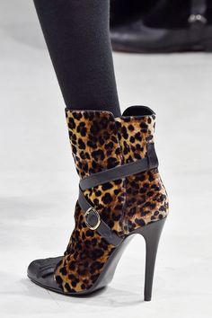 Mejores 373 imágenes de Botas en Pinterest boats Heel boats y Shoe Mejores 373 imágenes de Botas en Pinterest boats Heel Heel boats boats y Shoe 69ef6c