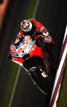 Motogp のアイデア 300 件 モトgp バレンティーノロッシ バイク Motogp のアイデア 300 件 モトgp バレンティーノロッシ バイク