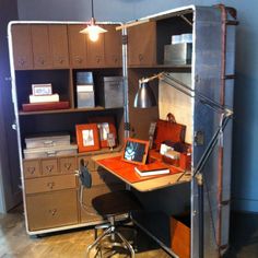 G Star Women S Flightcases Design Inspiration Pinterest Steamer Trunk Desk At Restoration Hardware Another Pin Because I Am Curly Obsessed