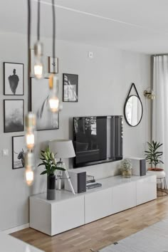 TV Wall Mount Ideas for Living Room, Awesome Place of Television, nihe and chic designs, modern decorating ideas. Home Décor, Living Room Designs, Living Room Interior, Living Room Decor, Interior Design Living Room, Home Living Room, Comfortable Living Rooms, Living Decor