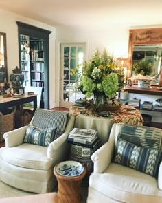 2516 Best Beautiful Interiors Images On Pinterest In 2018 Maura Endres On Instagram Flowers For Jane Feel Better Sweet Pea Fracturedwrist Seconddayaway Wishicouldhugher
