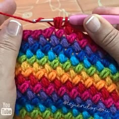 The crochet bean stitch looks great in any pattern and is really simple to do once you've learned it with this video tutorial. Crochet Afghan, Crocheted Item