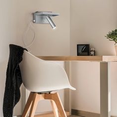 spannende schlafzimmer wandleuchten beleuchtung led helestra place led spotwandleuchte mit dimmer 18192806 45 besten wall lights wandleuchten bilder auf pinterest in 2018 spannende schlafzimmer wandleuchten beleuchtung led helestra place led spotwandleuchte mit dimmer 18192806 45 besten wall lights wandleuchten bilder auf pinterest in 2018