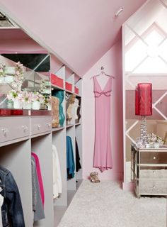 Begehbarer Kleiderschrank mit XL Kleiderstange | Style | Pinterest ... Begehbarer kleiderschrank dachschräge kleiderstange
Begehbarer kleiderschrank dachschräge kleiderstange
Begehbarer Kleiderschrank mit XL Kleiderstange | Style | Pinterest ...