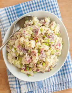 Today, let’s pare it down to the basics and talk about how to make an easy, classic, all-American potato salad.