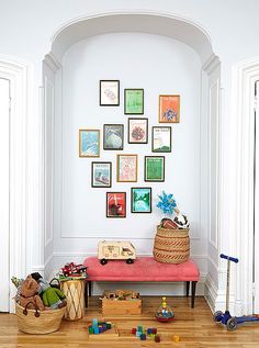 wall hanging designs for living room inwebexperts our editor learns how to create perfect art displays from the pros 247 best gallery wall ideas for home decor images in 2018 mural wall hanging designs for living room inwebexperts our editor learns how to create perfect art displays from the pros 247 best gallery wall ideas for home decor images in 2018 mural