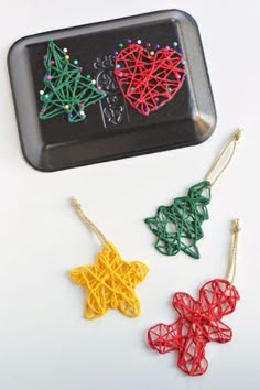 Fun Express Legend of The Gingerbread Man Foam Ornament Craft Kit-Makes 12