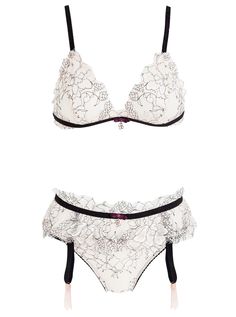 Opinion you Lovely latina in a white lace bra consider, that Lovely latina in a white lace bra pity