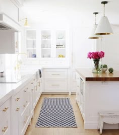 White Kitchen Hardware cooking in style: chic white kitchen | hardware, kitchens and gold White Kitchen Hardware cooking in style: chic white kitchen | hardware, kitchens and gold