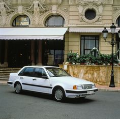 wonderful classic pin VOLVO 440GL 1986