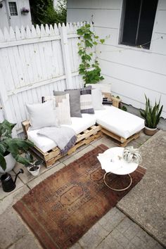 22 Best Pallet Couch Cushions Images Furniture Home Decor How To Make A Couch Out Of Pallets