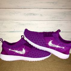 Nike Juvenate in Burgundy with Swarovski Crystals | Swarovski, Nike ... Nike Juvenate in Purple with Swarovski Crystals Authentic Women's Nike Juvenate in Purple! Outer swooshes
