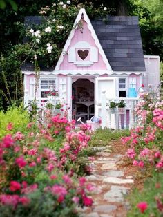 kleine zimmerrenovierung hutte idee schrebergarten, 136 besten she shed: gartenhaus für frauen bilder auf pinterest in, Innenarchitektur