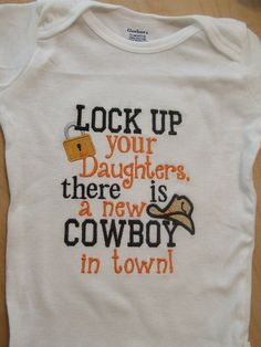 Born to Go Snooker with My Daddy Personalised Cotton Baby Bib for Boys /& Girls