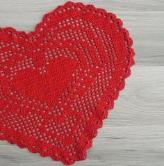 28 Ct Party Accessory Valentine Small Red Heart Paper Doilies