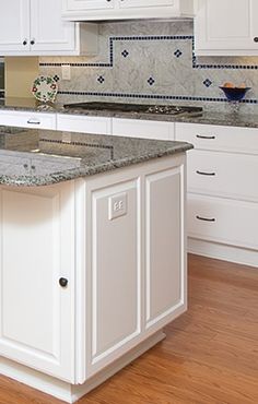 9 Best Kitchen Island Sockets Images Kitchens Butler Pantry Q Which Outlet Would You Prefer In A Kitchen Island Electrical Design