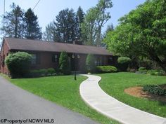zillow buckhannon wv