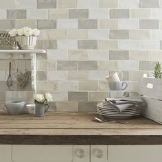 Hi Gloss Cream Kitchen Slate Wall Tiles Pictures And Kitchens Craquele Glaze Tiles Kitchen Wall